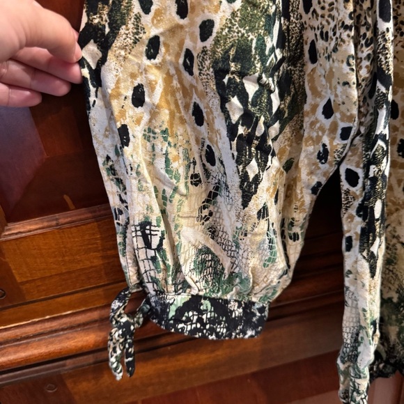 Anthropologie Fig & Flower Women's Animal Print Blouse Boho Peasant Medium - Picture 7 of 14